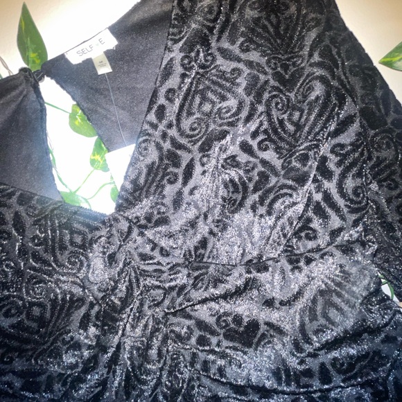 NEW🖤 Self Esteem black Velvet Cropped Sweater. - Picture 6 of 6